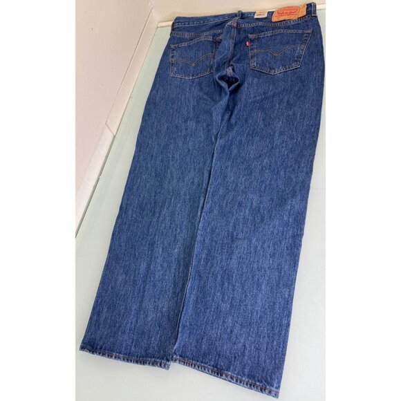 Levis 501 Original Fit Jeans Mens 34x30 Straight Leg Button Fly 100% Cotton NWT - Picture 2 of 15